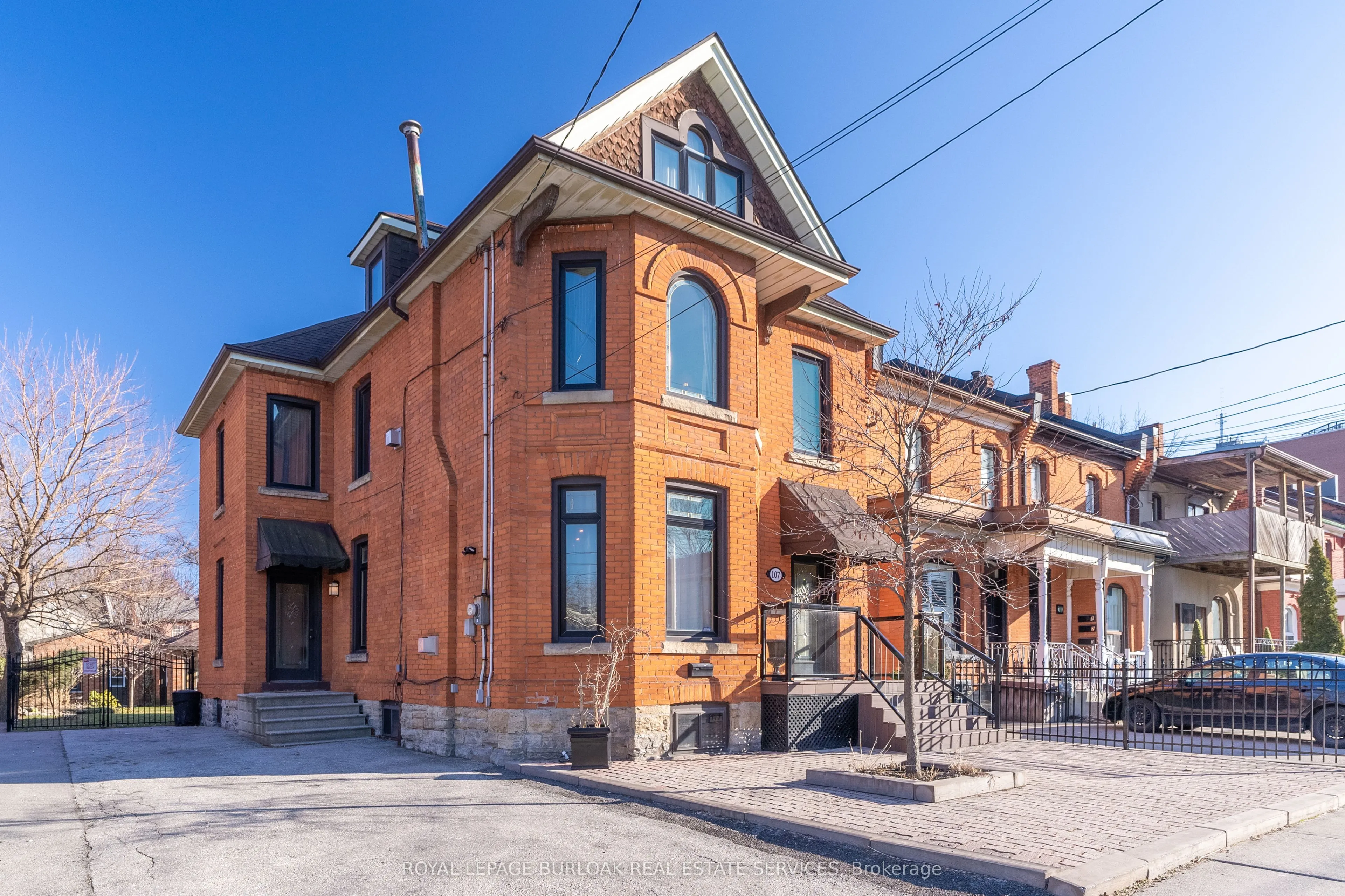 Detached Home For Lease | X13647322