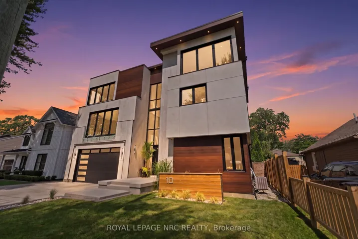 10 Pawling Street, St. Catharines, ON L2N 5M2