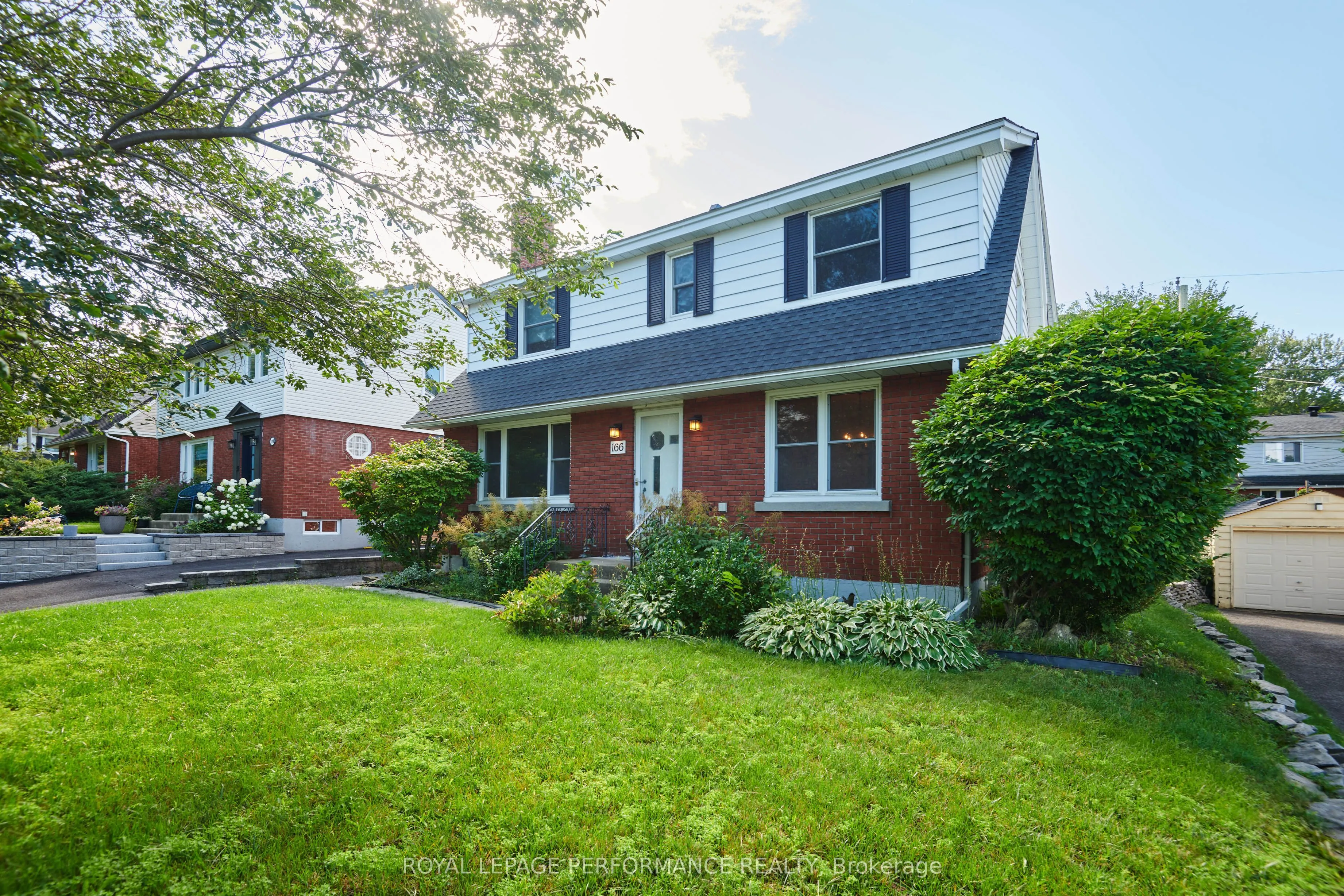Detached Home For Sale | X13684574