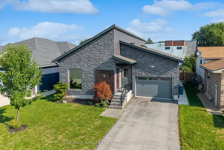 5 Heron Pointe Road, Port Colborne, ON L3K 6A9