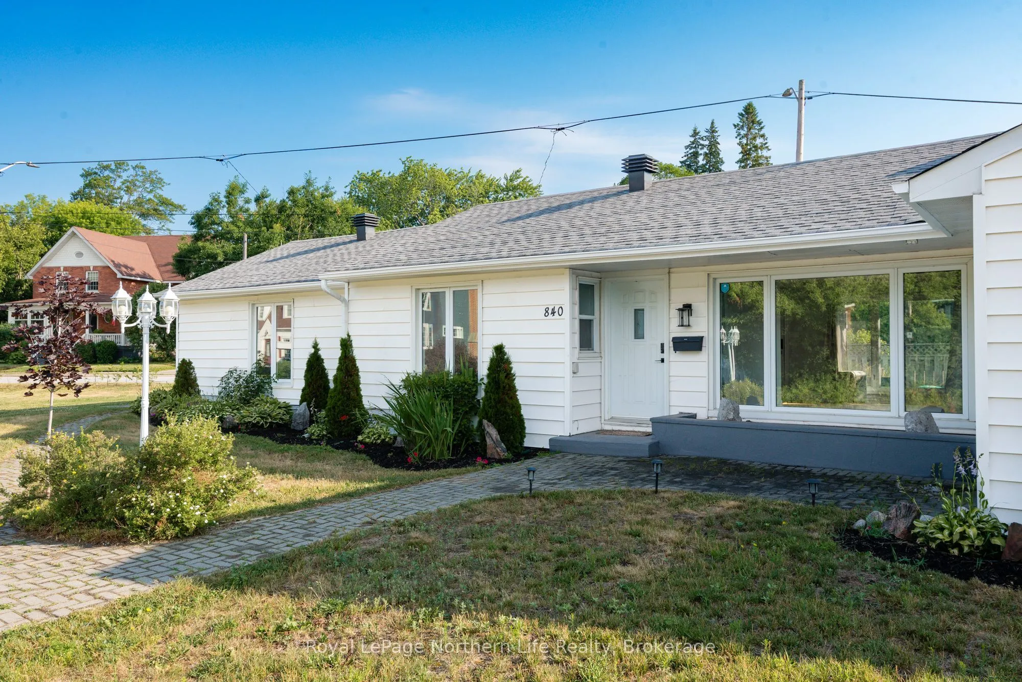 Detached Home For Sale | X13699352