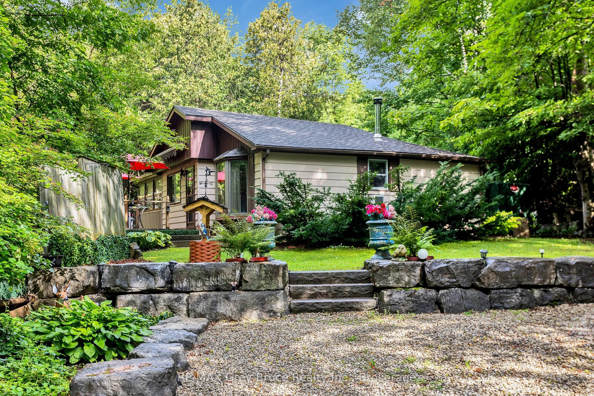 Detached Home For Sale | X13701116