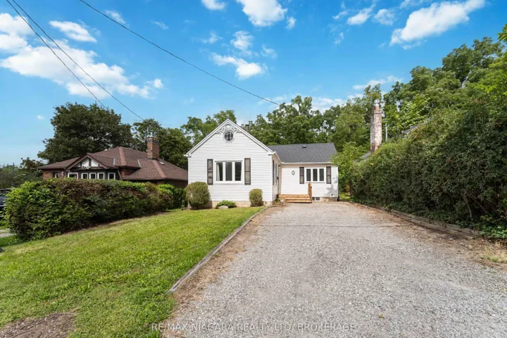 24 Welland Vale Road, St. Catharines, ON L2R 2L6