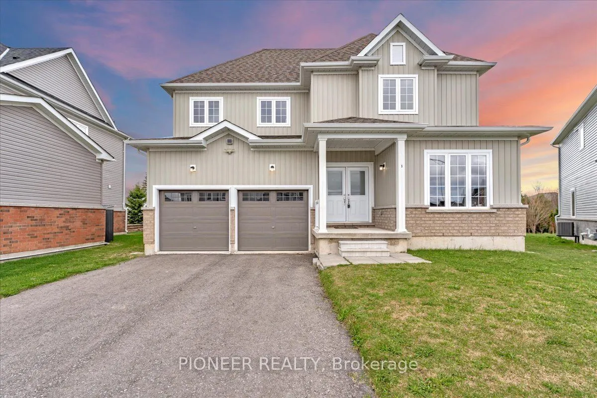Detached Home For Sale | X13729176