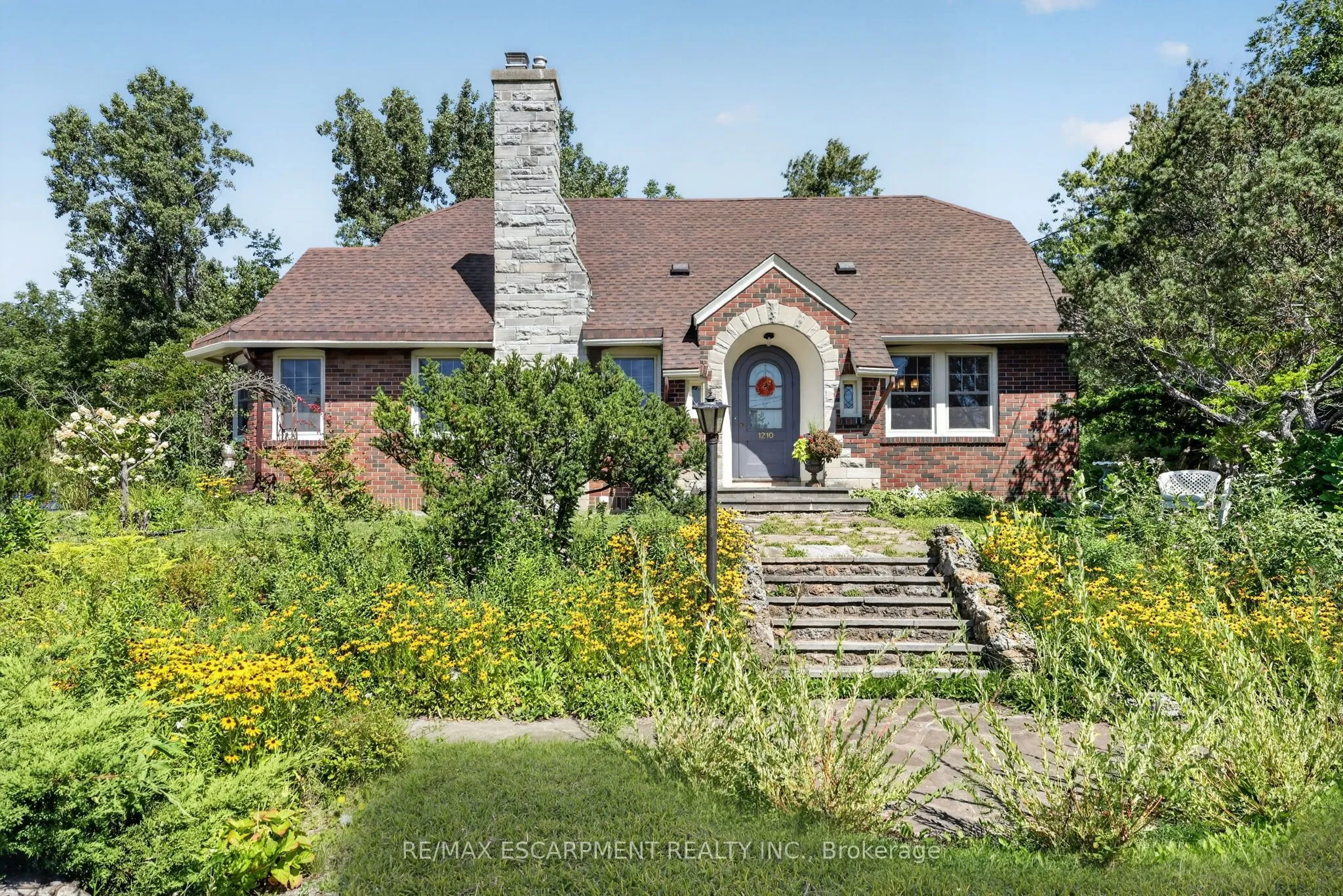 Detached Home For Sale | X13733742