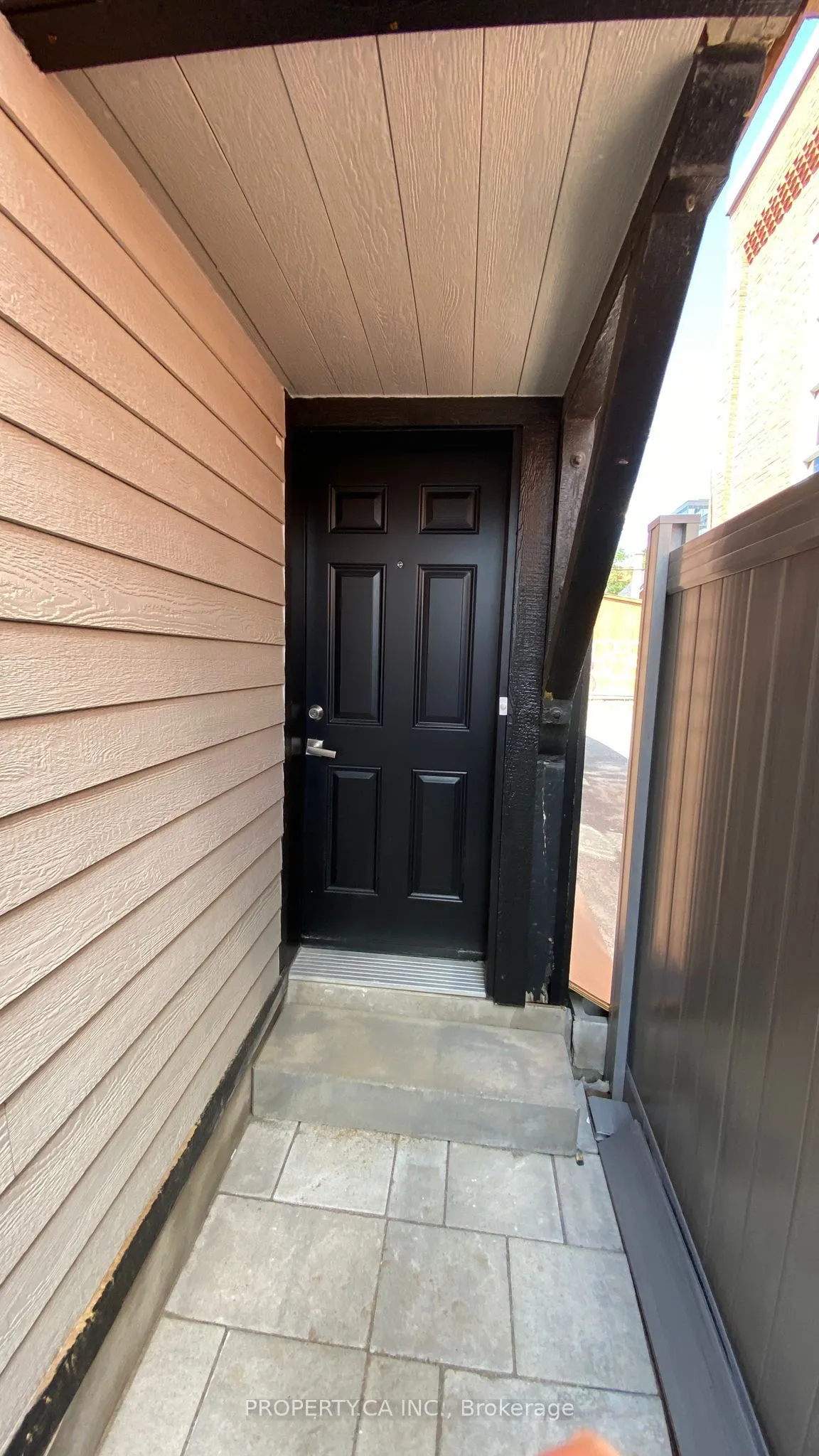 Triplex For Lease | X13734808