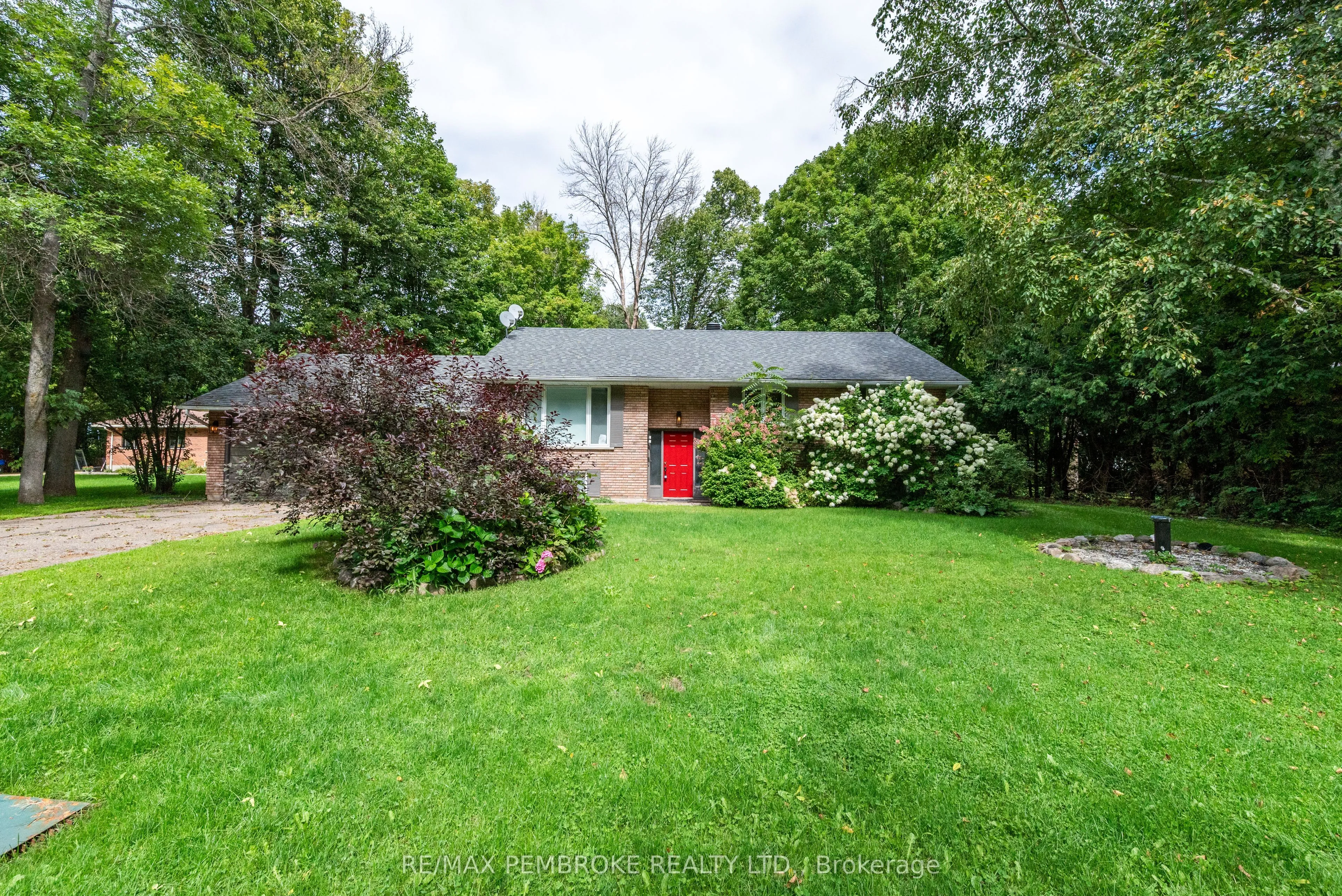 Detached Home For Sale | X13734874
