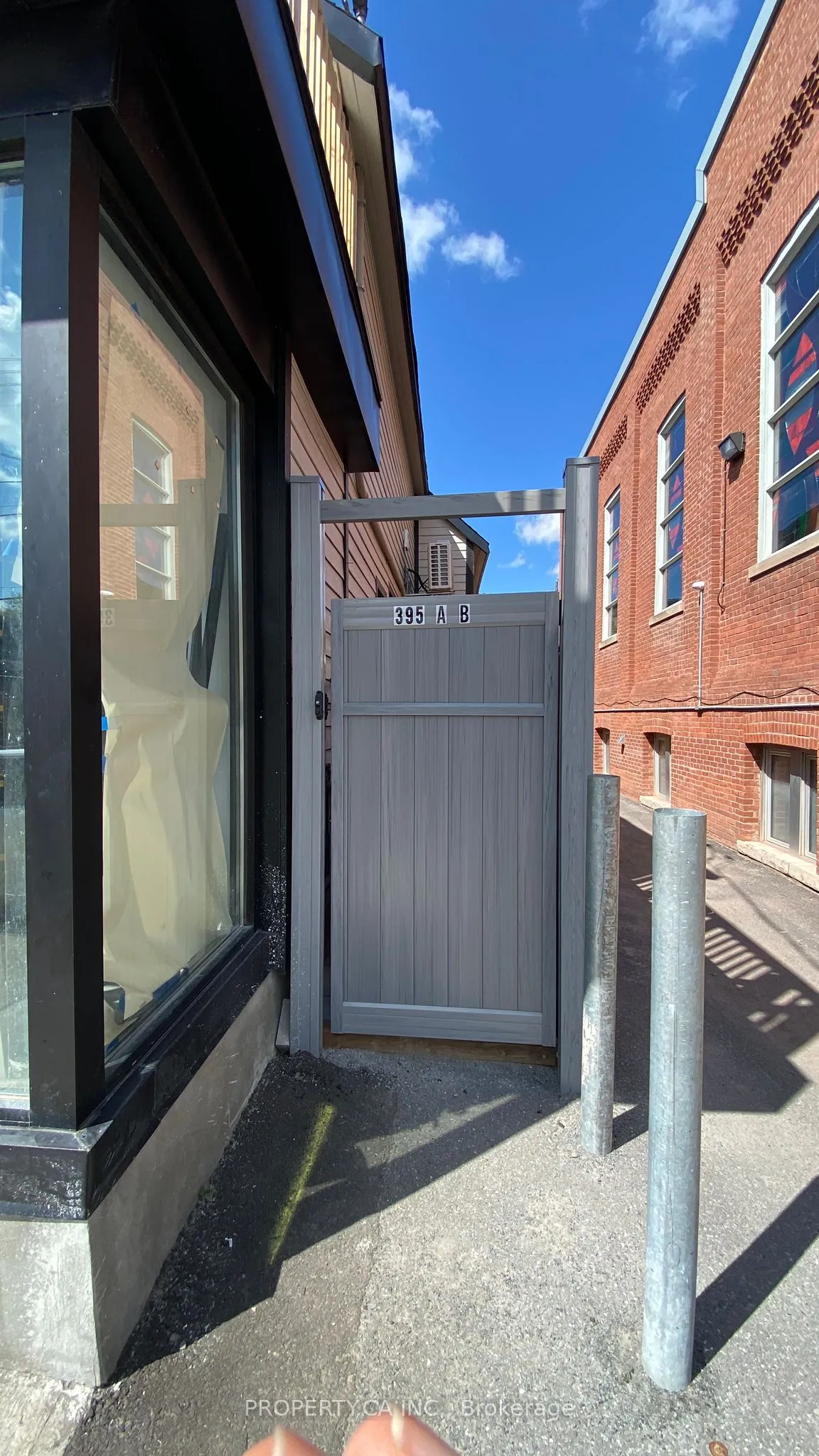Triplex For Lease | X13735992