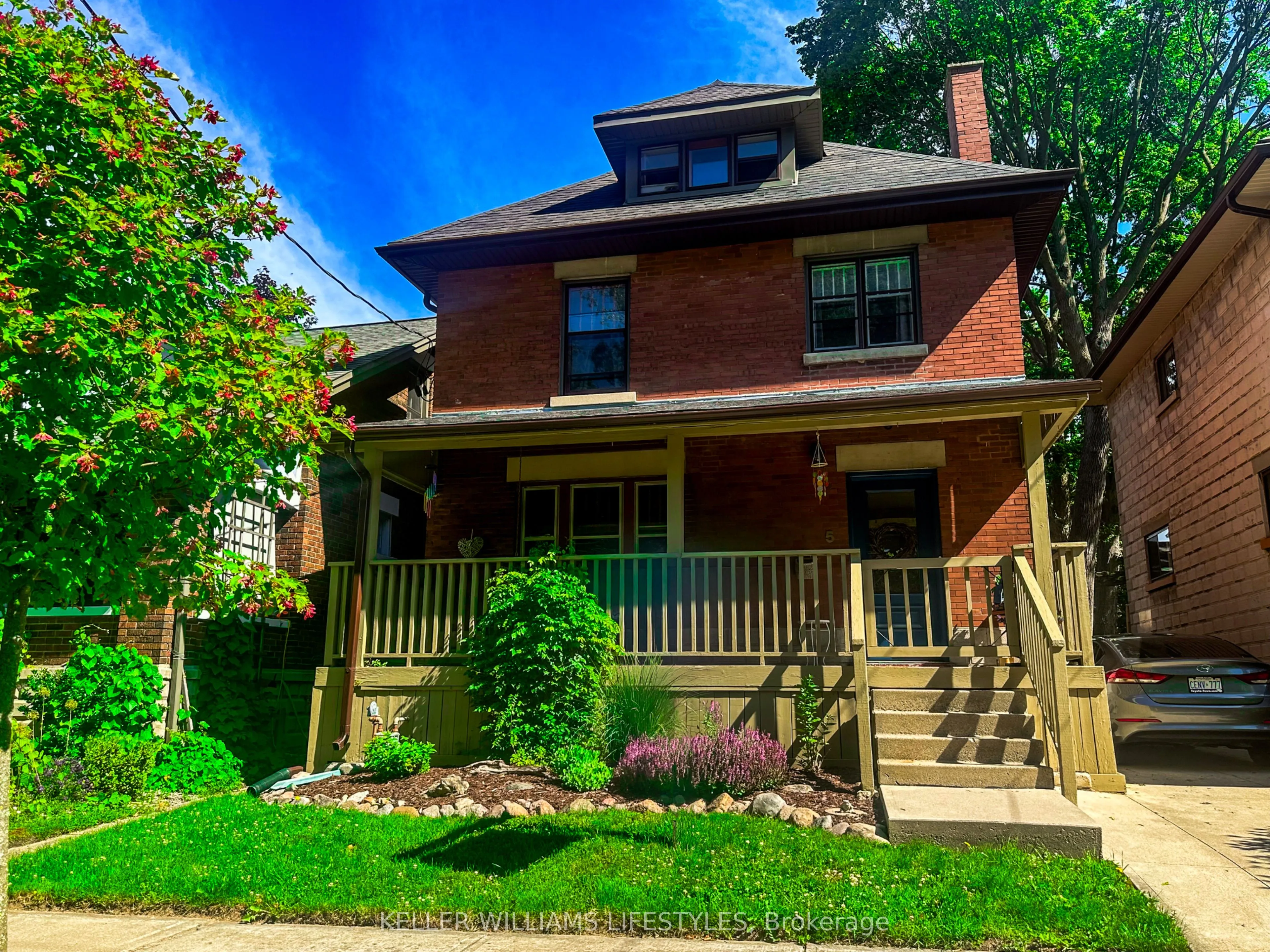 Detached Home For Sale | X13736028