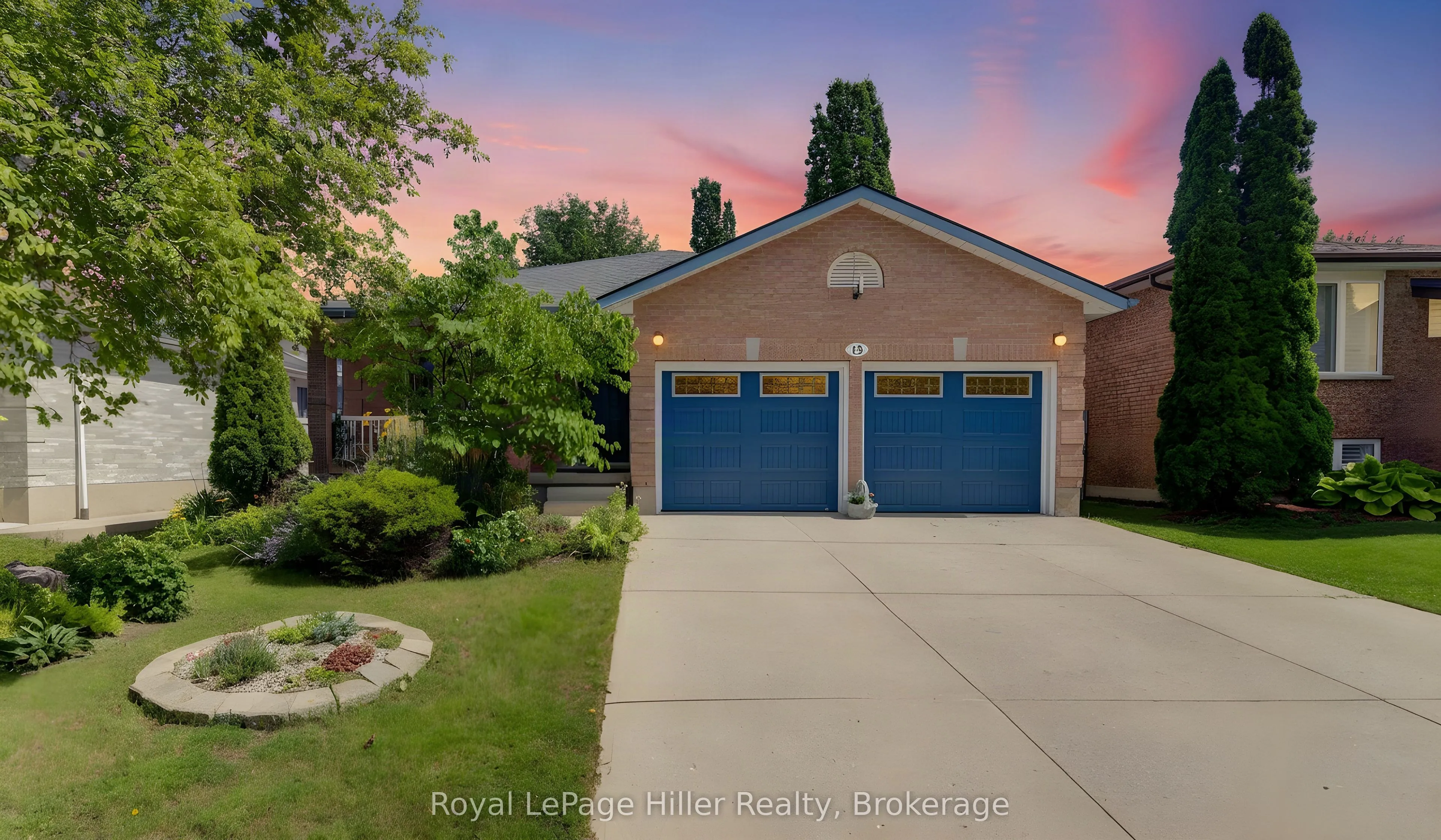 Detached Home For Sale | X13736348