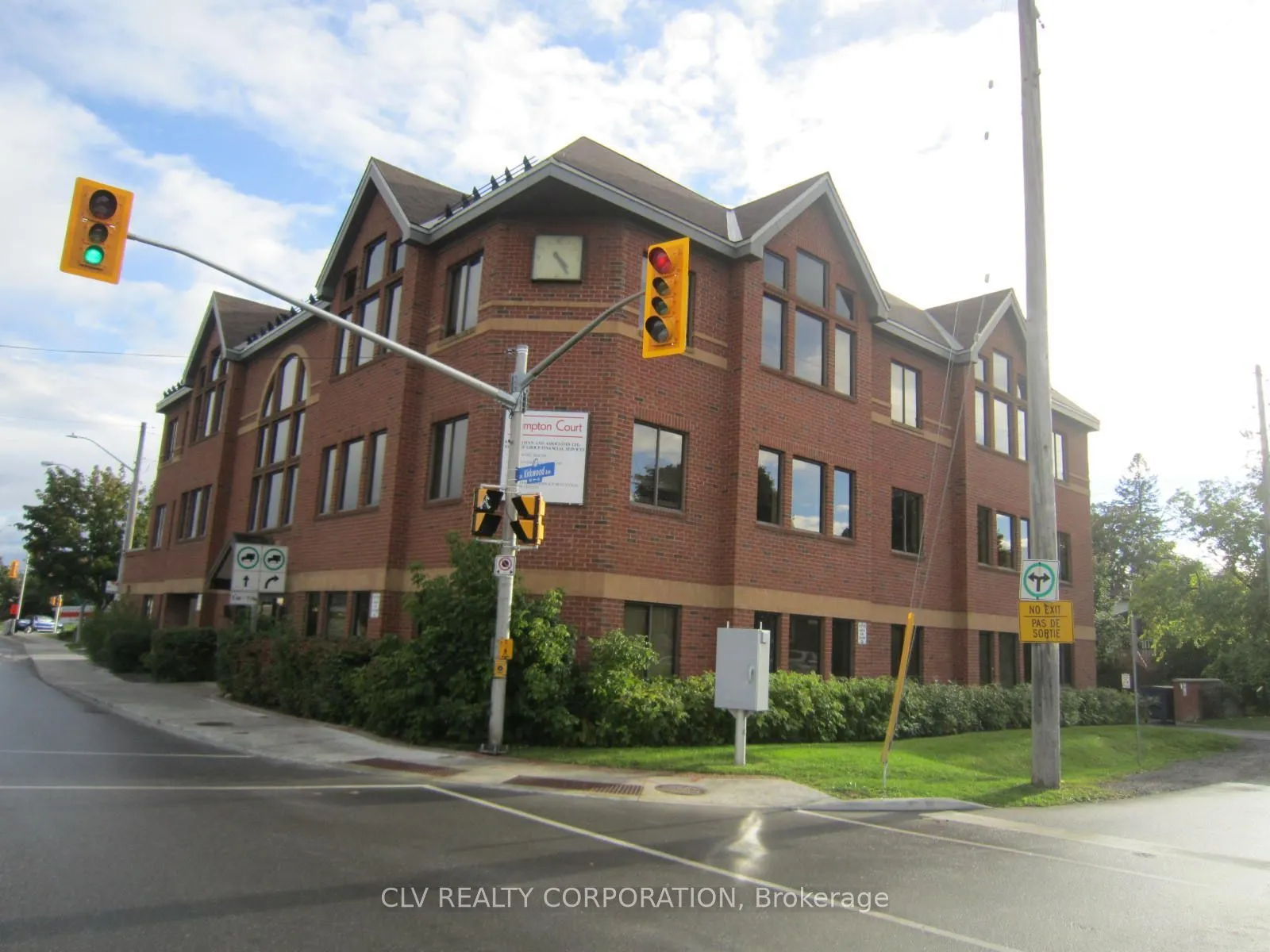 Office For Lease | X13736468