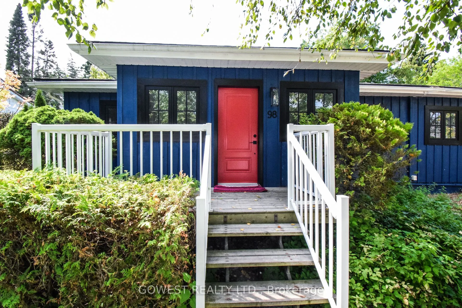 Detached Home For Lease | X13737246