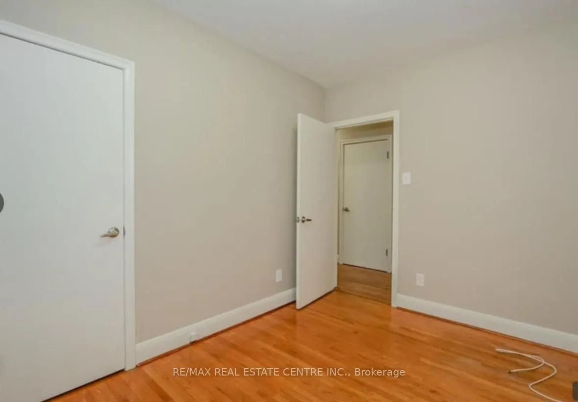 Detached Home For Lease | X13737262