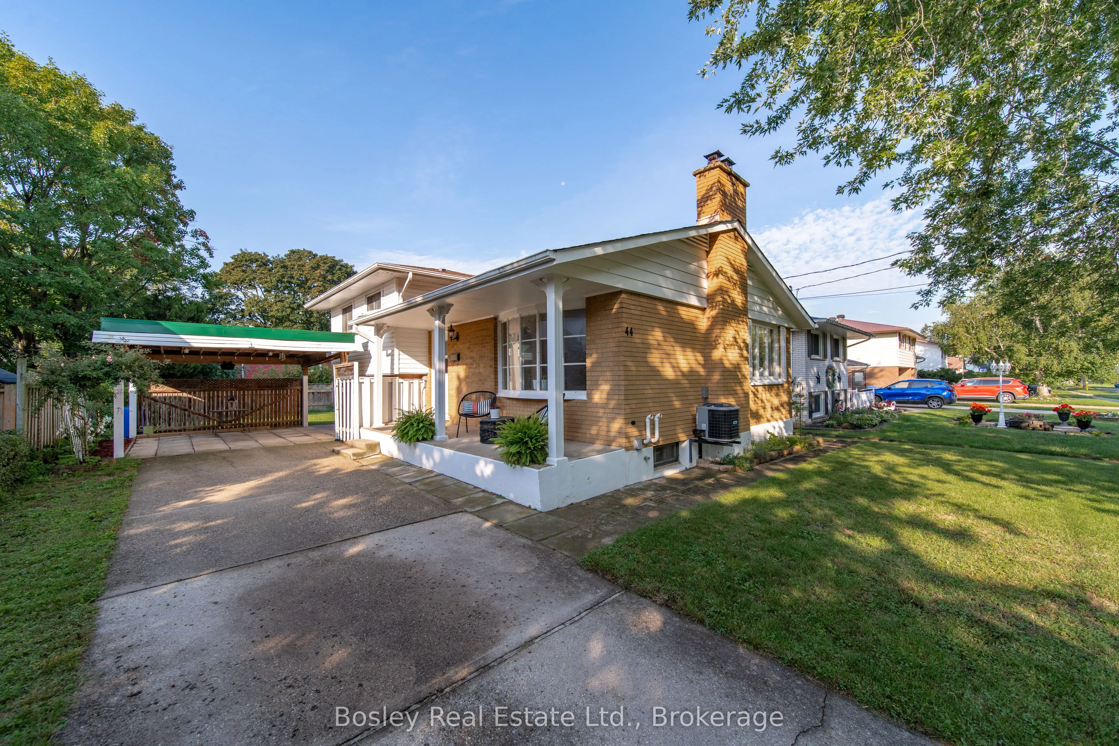 Detached Home For Sale | X13737276