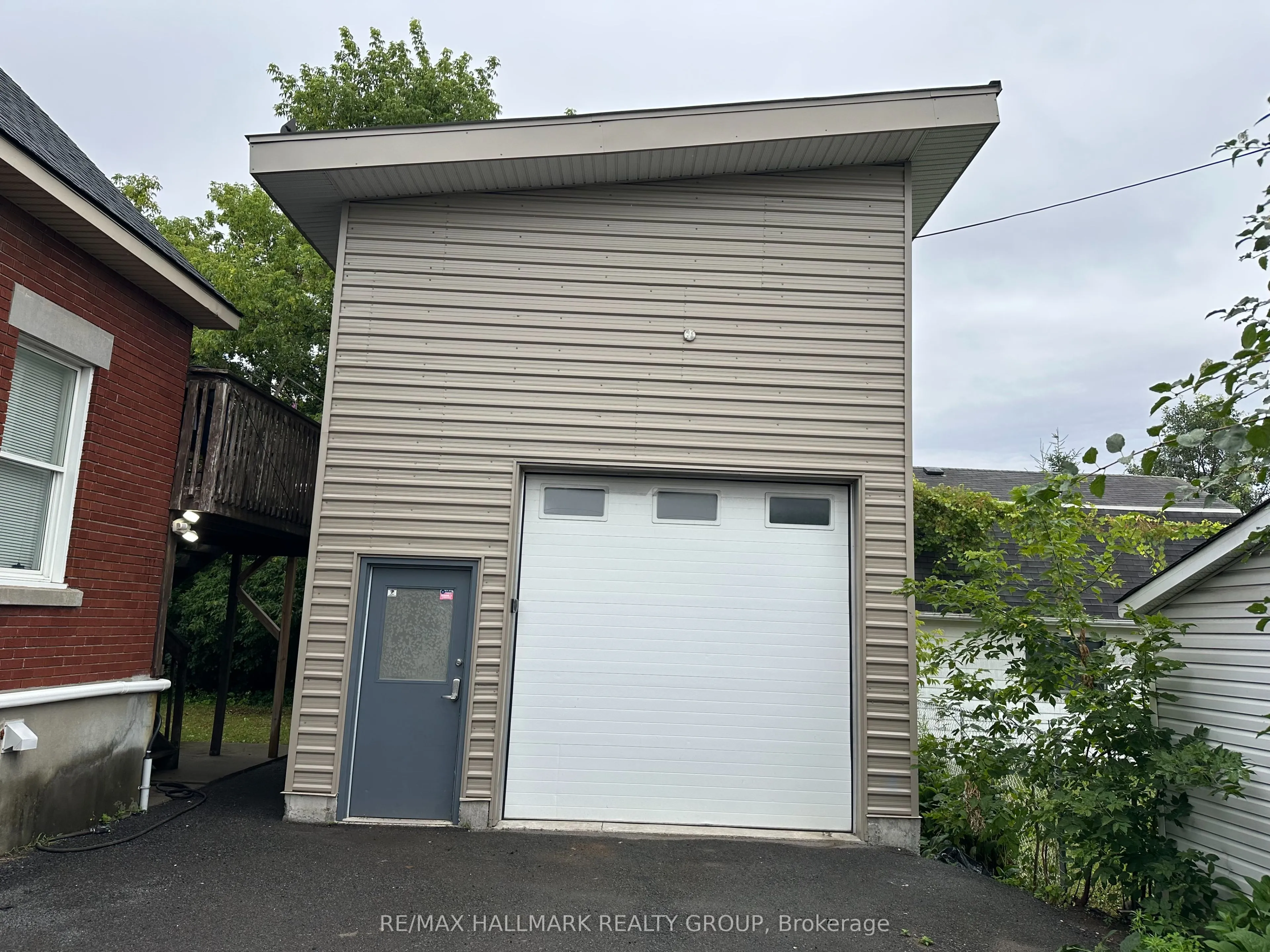 Link Property For Lease | X13737324
