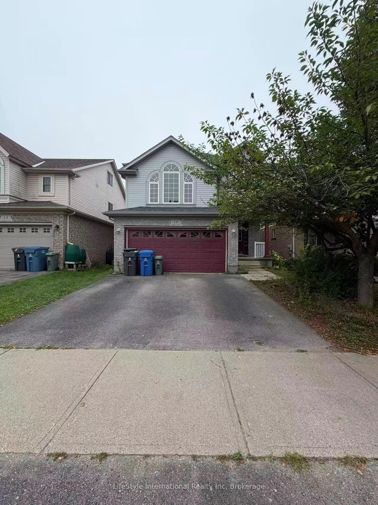Detached Home For Lease | X13737694
