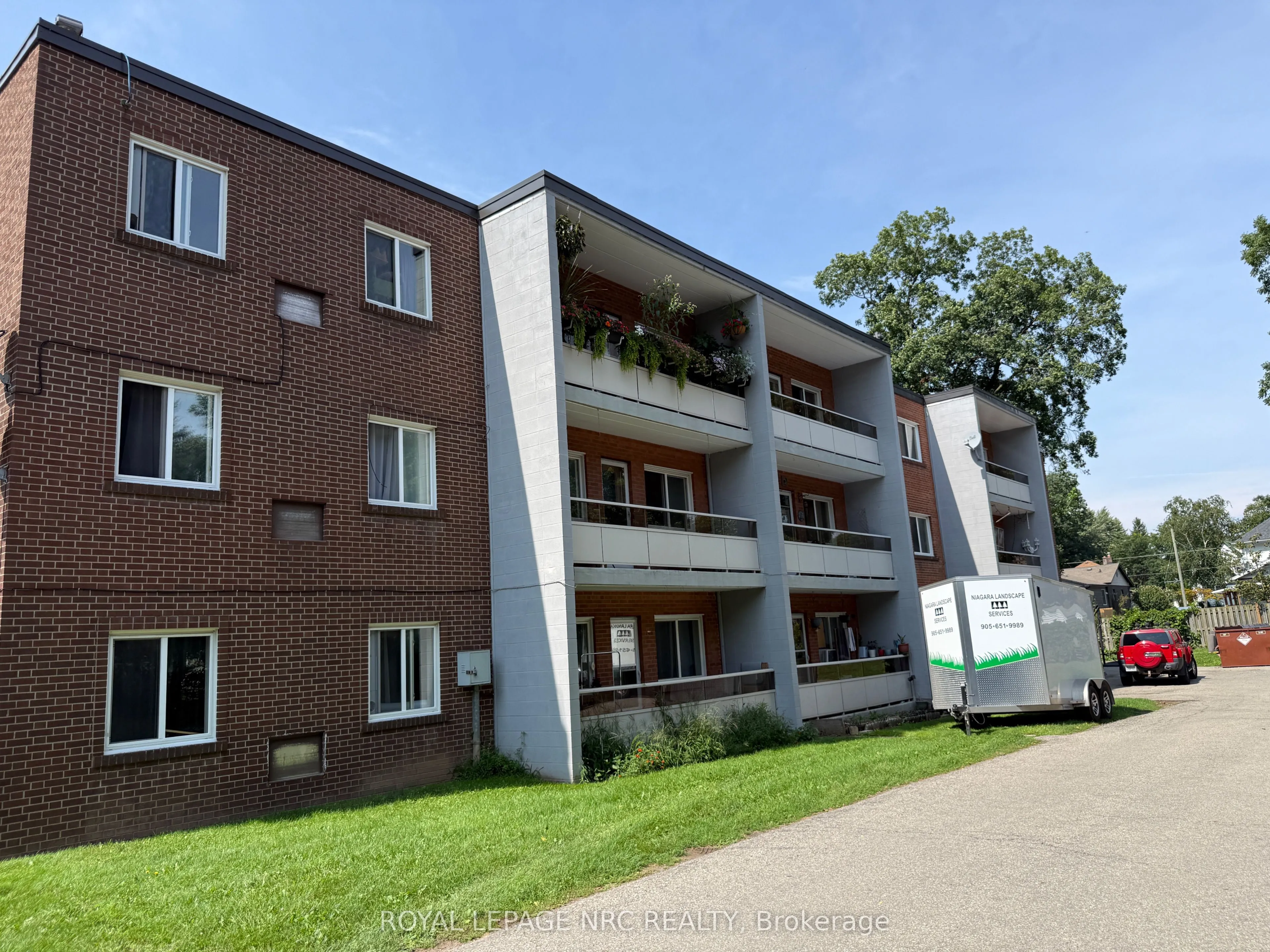 Multiplex For Lease | X13737834