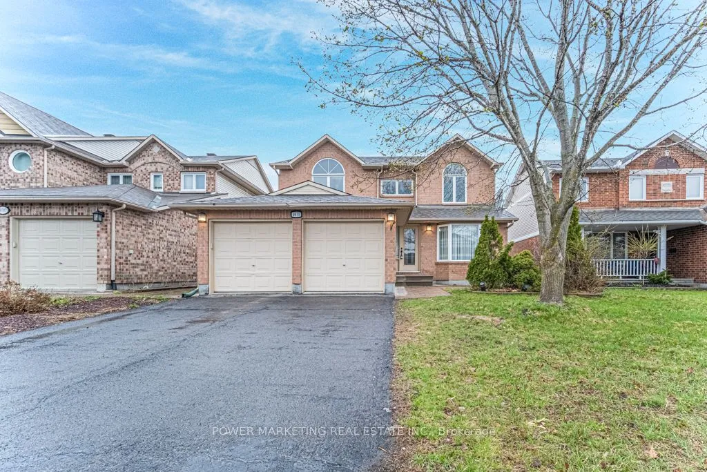 Detached Home For Lease | X13737894
