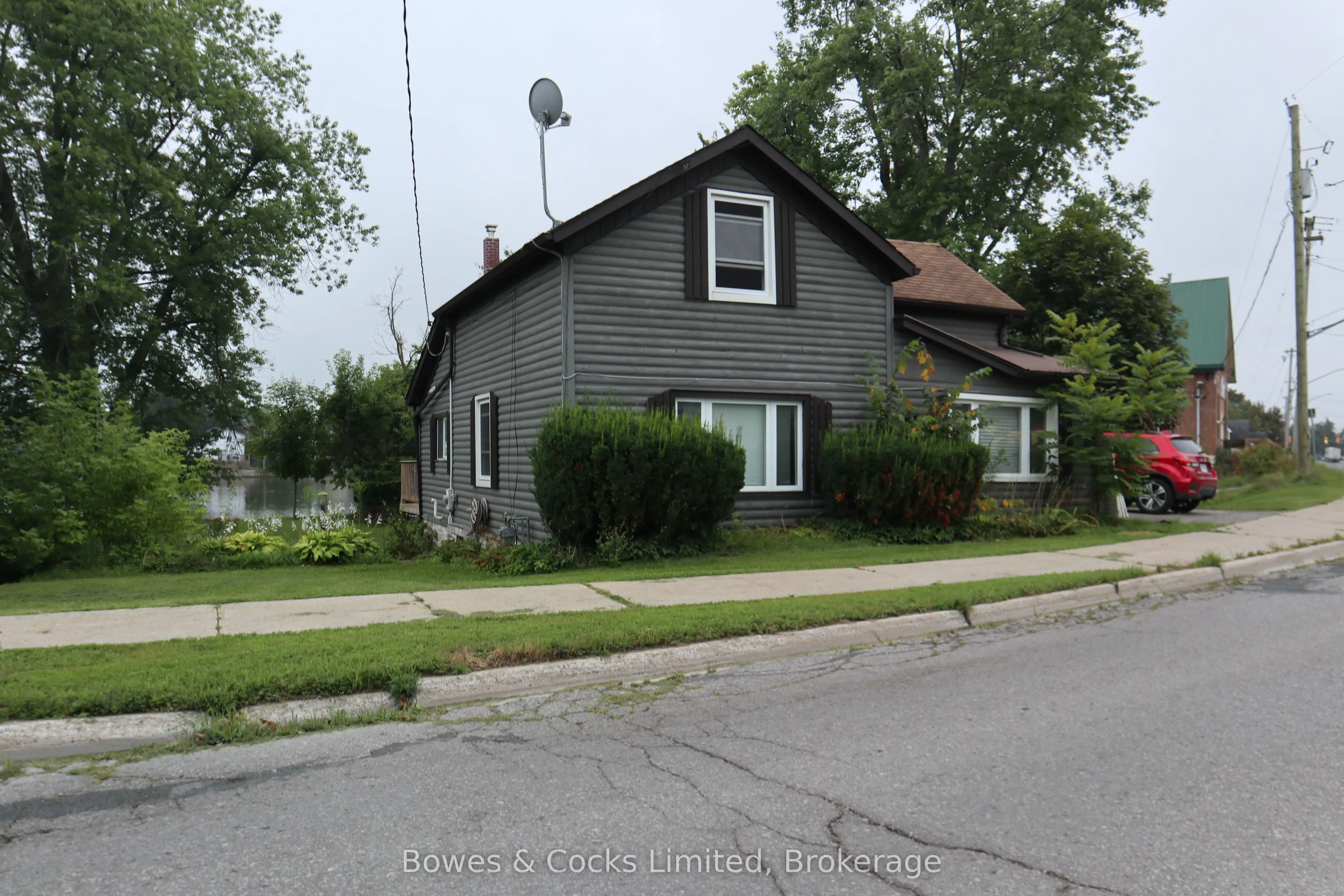 Detached Home For Sale | X13737948