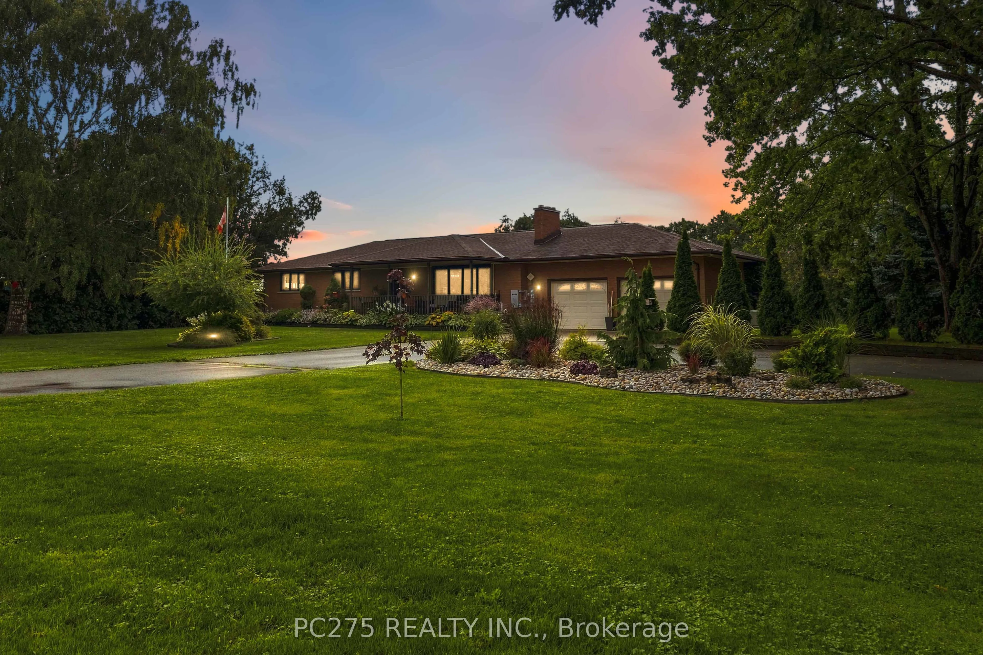 Detached Home For Sale | X13737988