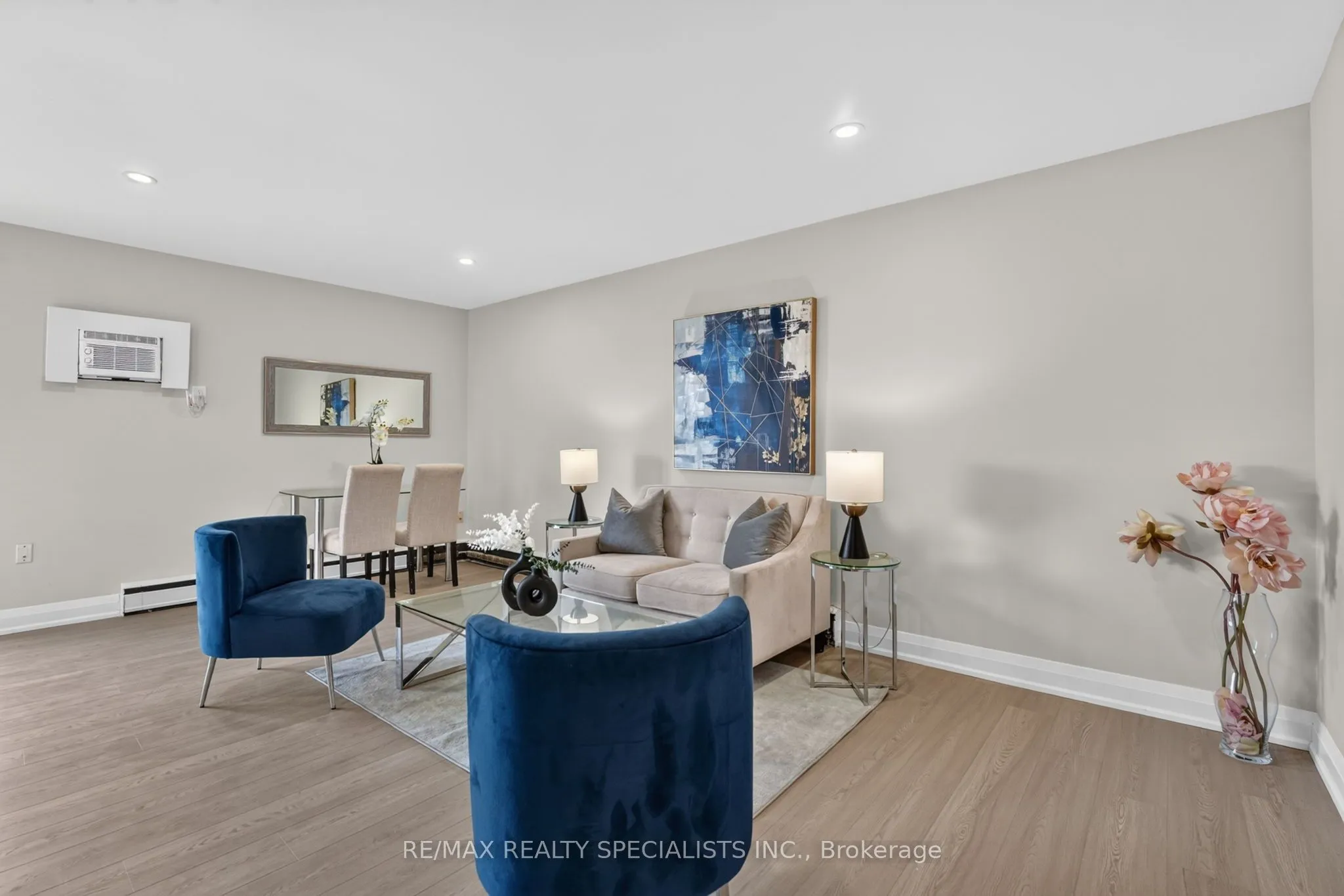 Multiplex For Lease | X13738254