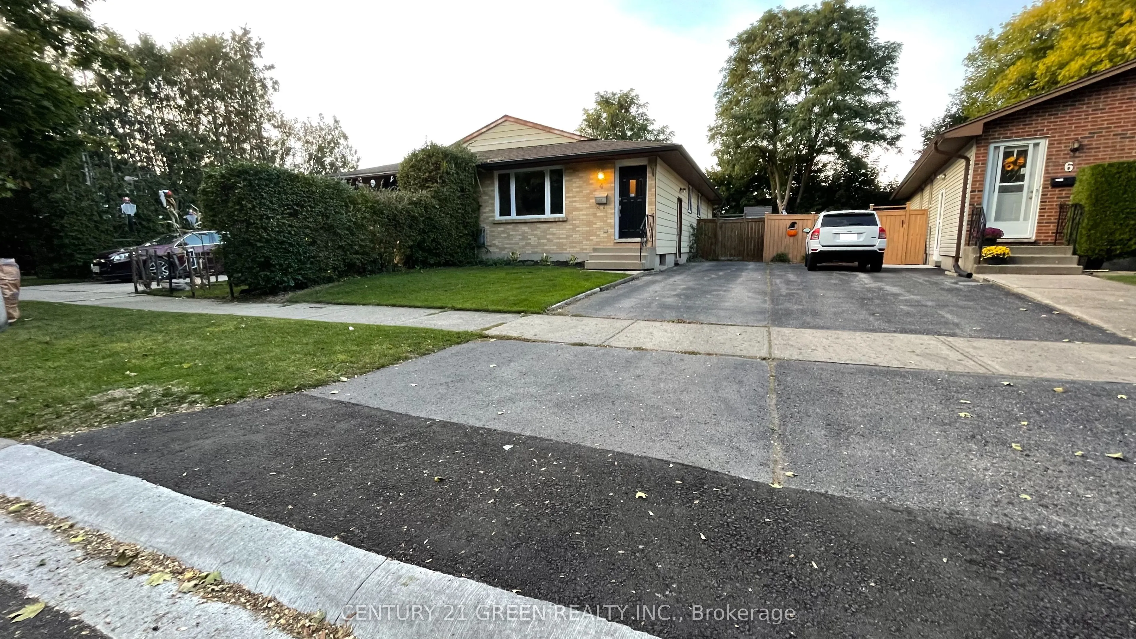 Semi-Detached Home For Lease | X13738506