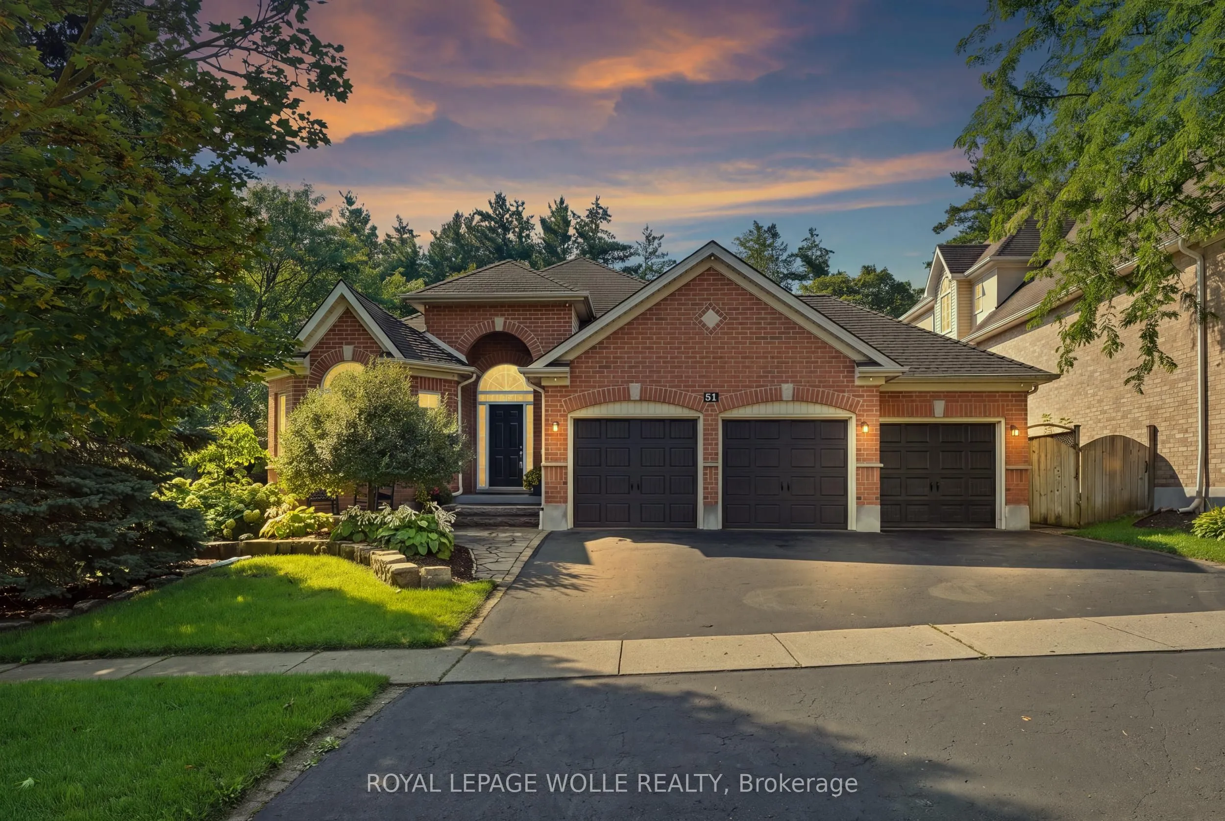 Detached Home For Sale | X13738660