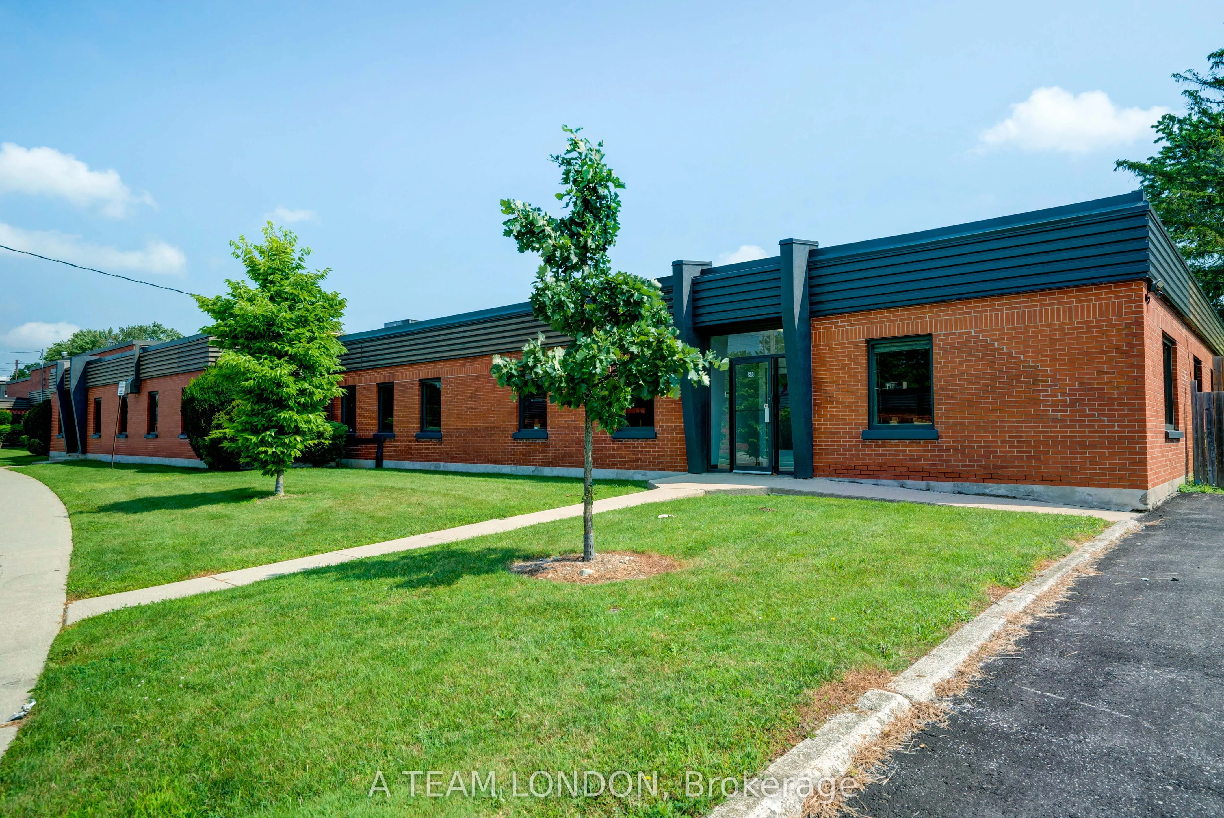 Office For Lease | X8269084
