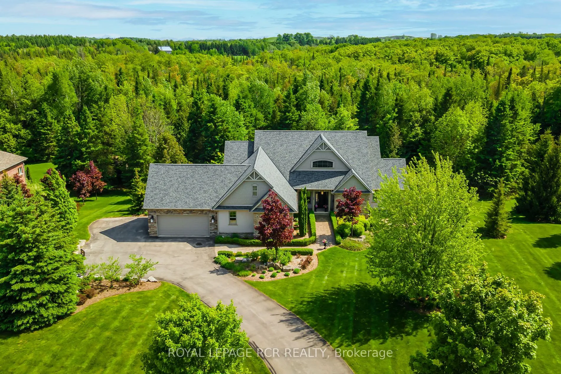 Detached Home For Sale | X8375462