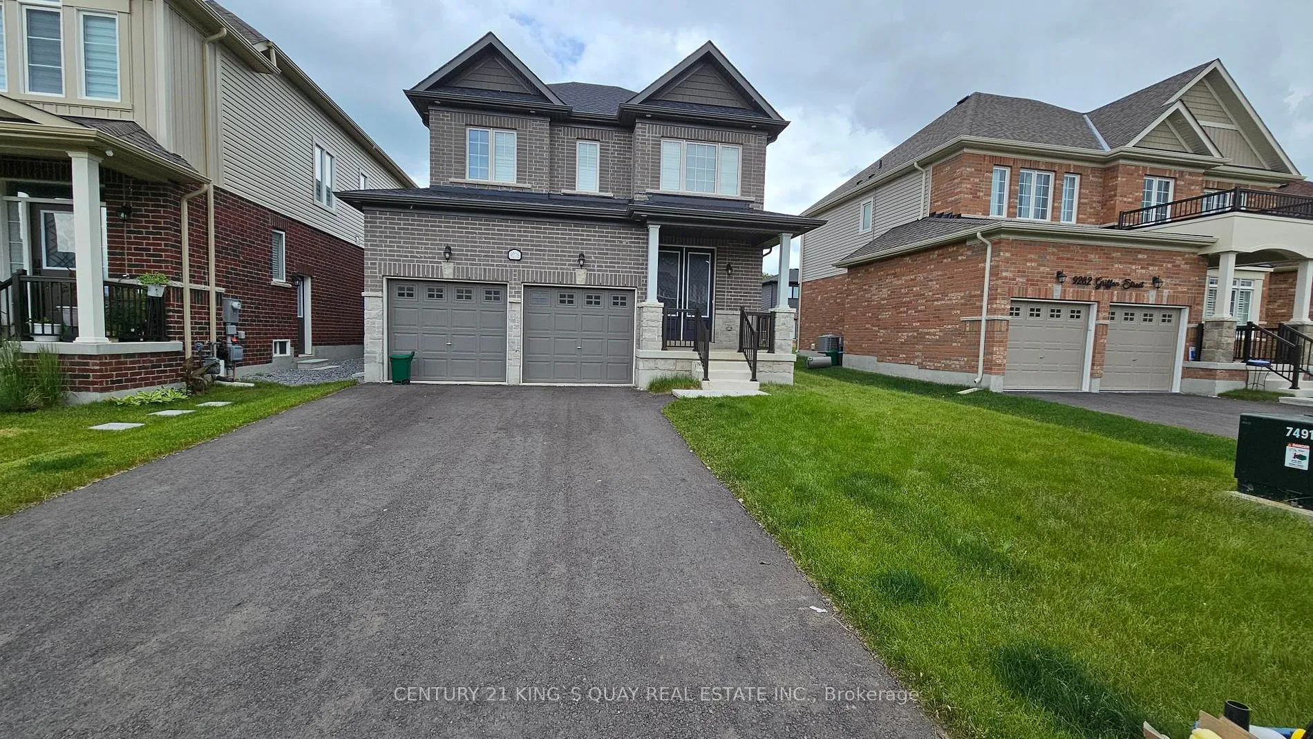 Detached Home For Sale | X8387314