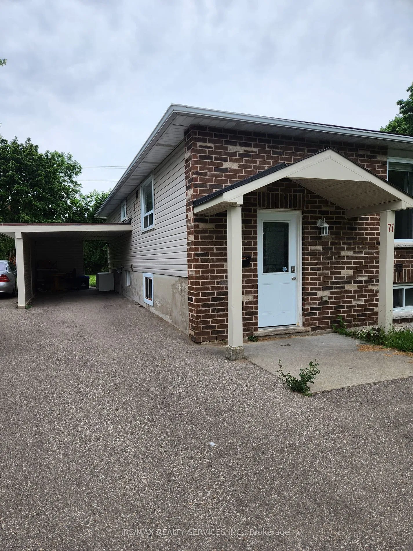 Detached Home For Lease | X8490114