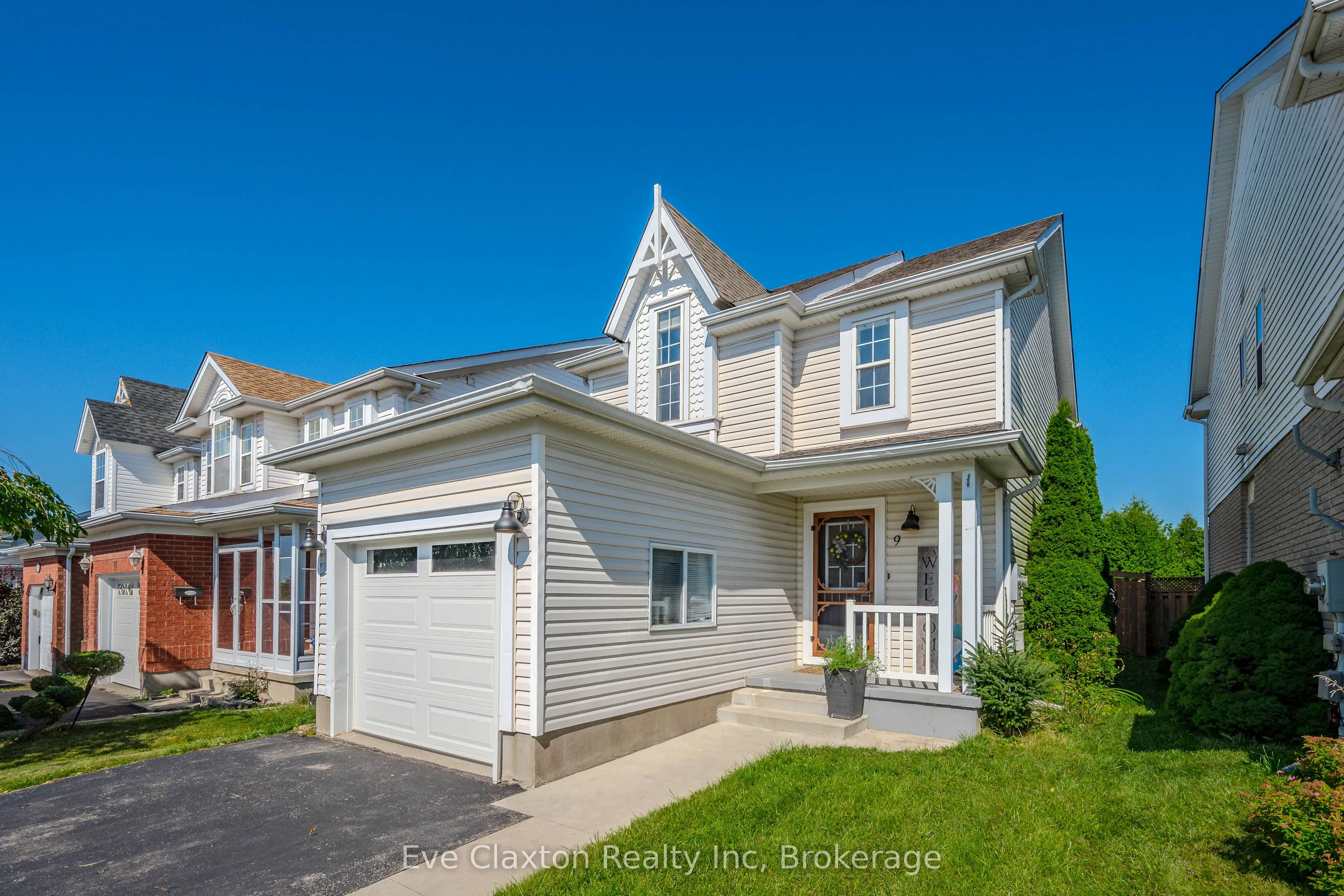Detached Home For Sale | X9255662