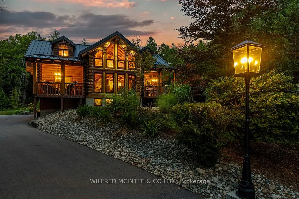 Detached Home For Sale | X9382175