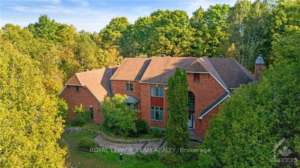 Detached Home For Sale | X9520611