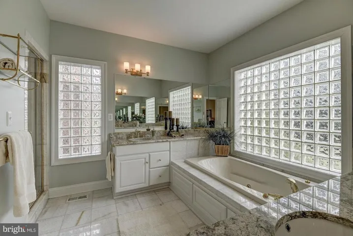 937 Bellview Rd, Mclean, Virginia 22102