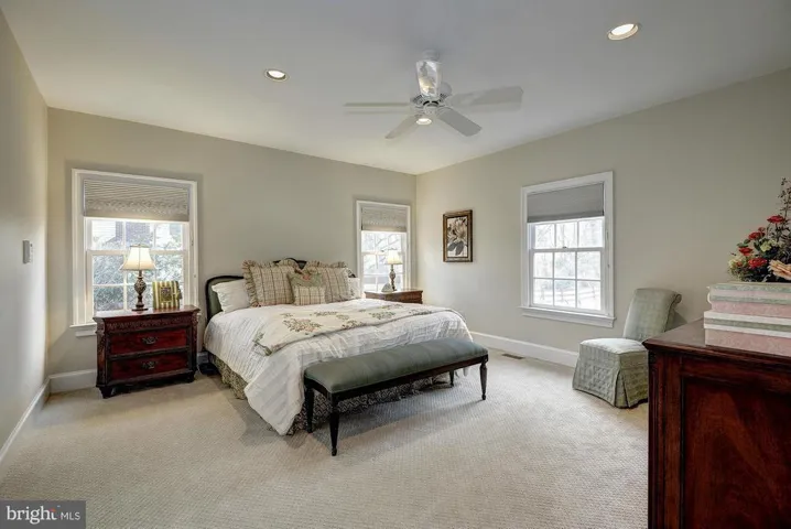 937 Bellview Rd, Mclean, Virginia 22102