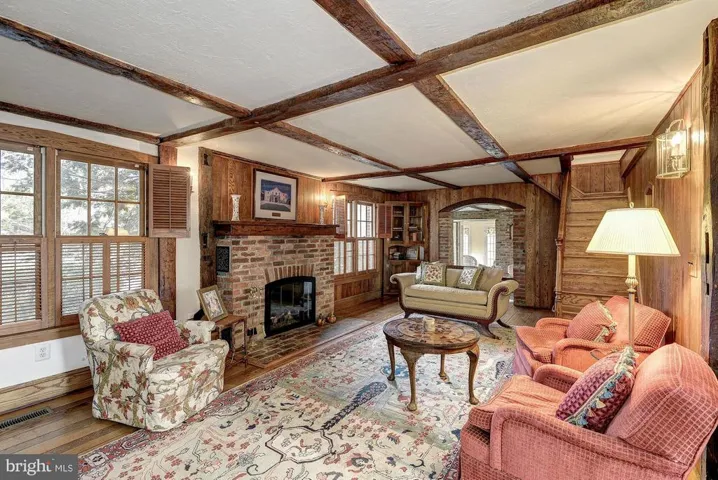 937 Bellview Rd, Mclean, Virginia 22102