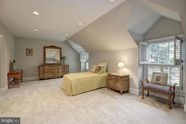 937 Bellview Rd, Mclean, Virginia 22102