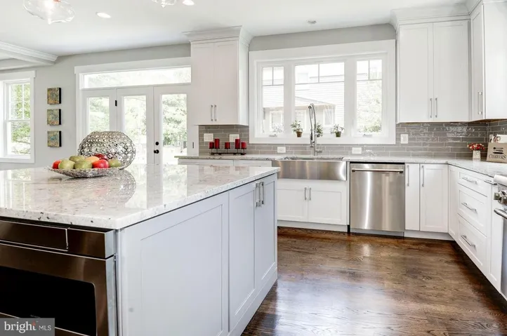 920 Circle Dr Se, Vienna, Virginia 22180
