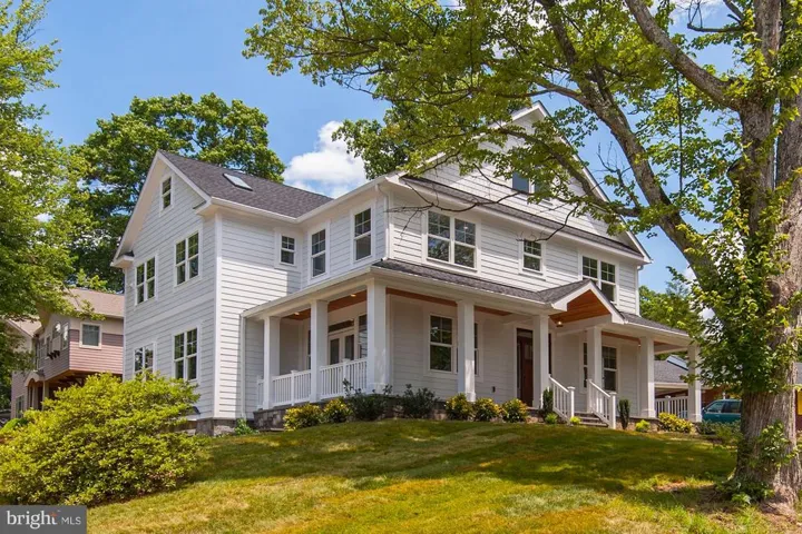 920 Circle Dr Se, Vienna, Virginia 22180