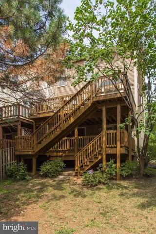 6322 John Charles Lndg, Centreville, Virginia 20121
