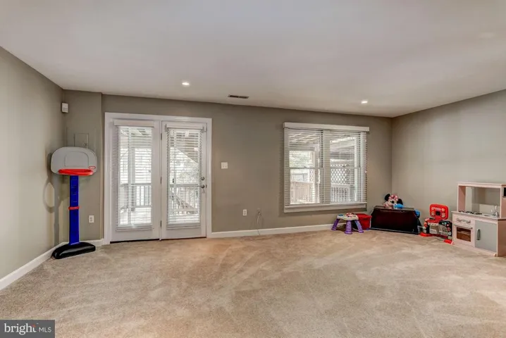 6322 John Charles Lndg, Centreville, Virginia 20121