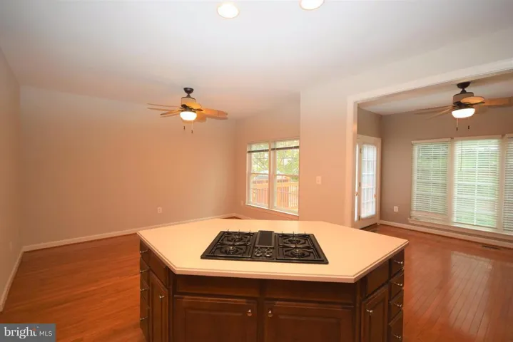 4221 Upper Park Dr, Fairfax, Virginia 22030