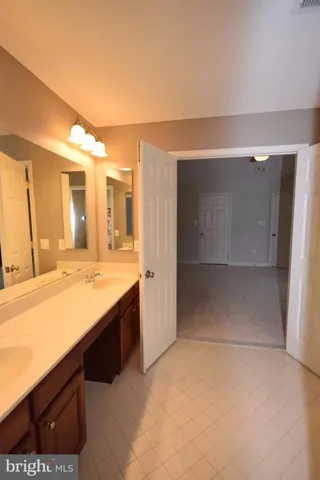 4221 Upper Park Dr, Fairfax, Virginia 22030