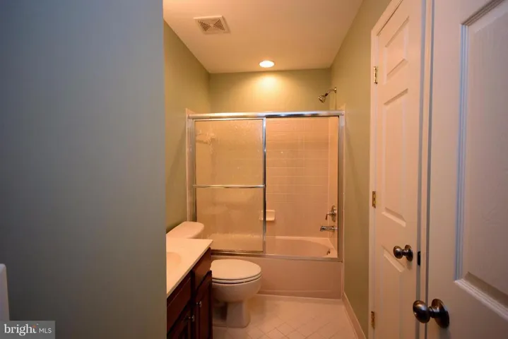 4221 Upper Park Dr, Fairfax, Virginia 22030