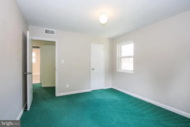 6188 Greenwood Dr #101, Falls Church, Virginia 22044