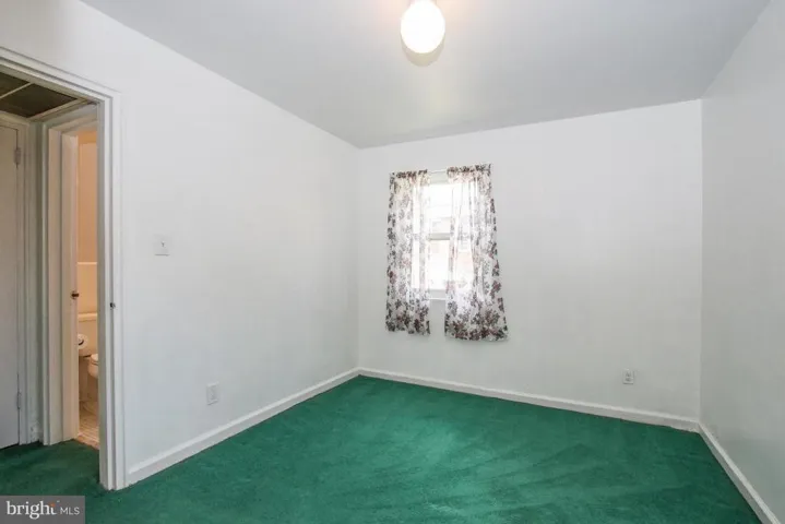 6188 Greenwood Dr #101, Falls Church, Virginia 22044