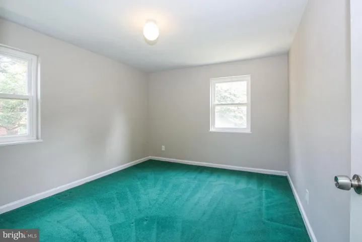 6188 Greenwood Dr #101, Falls Church, Virginia 22044