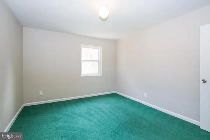 6188 Greenwood Dr #101, Falls Church, Virginia 22044