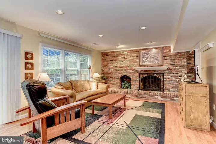 4607 Deming Ave, Alexandria, Virginia 22312